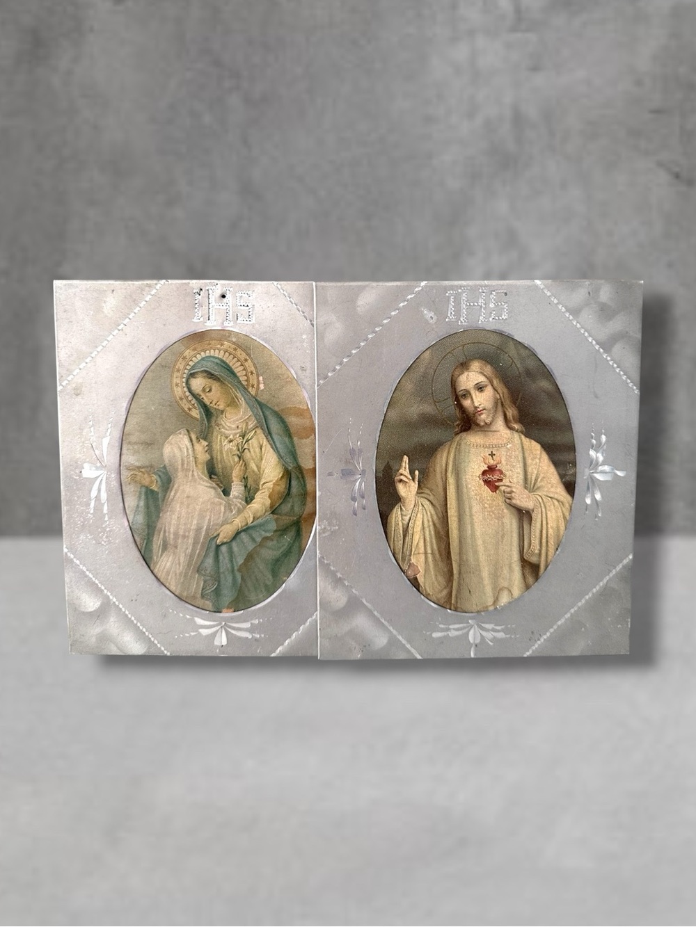 2 Vintage- 1937 Turner Wall Accessory Jesus and Mother Of Christ 7.5" X 6.5" set